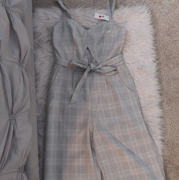 Jumper - Picture 1 of 1